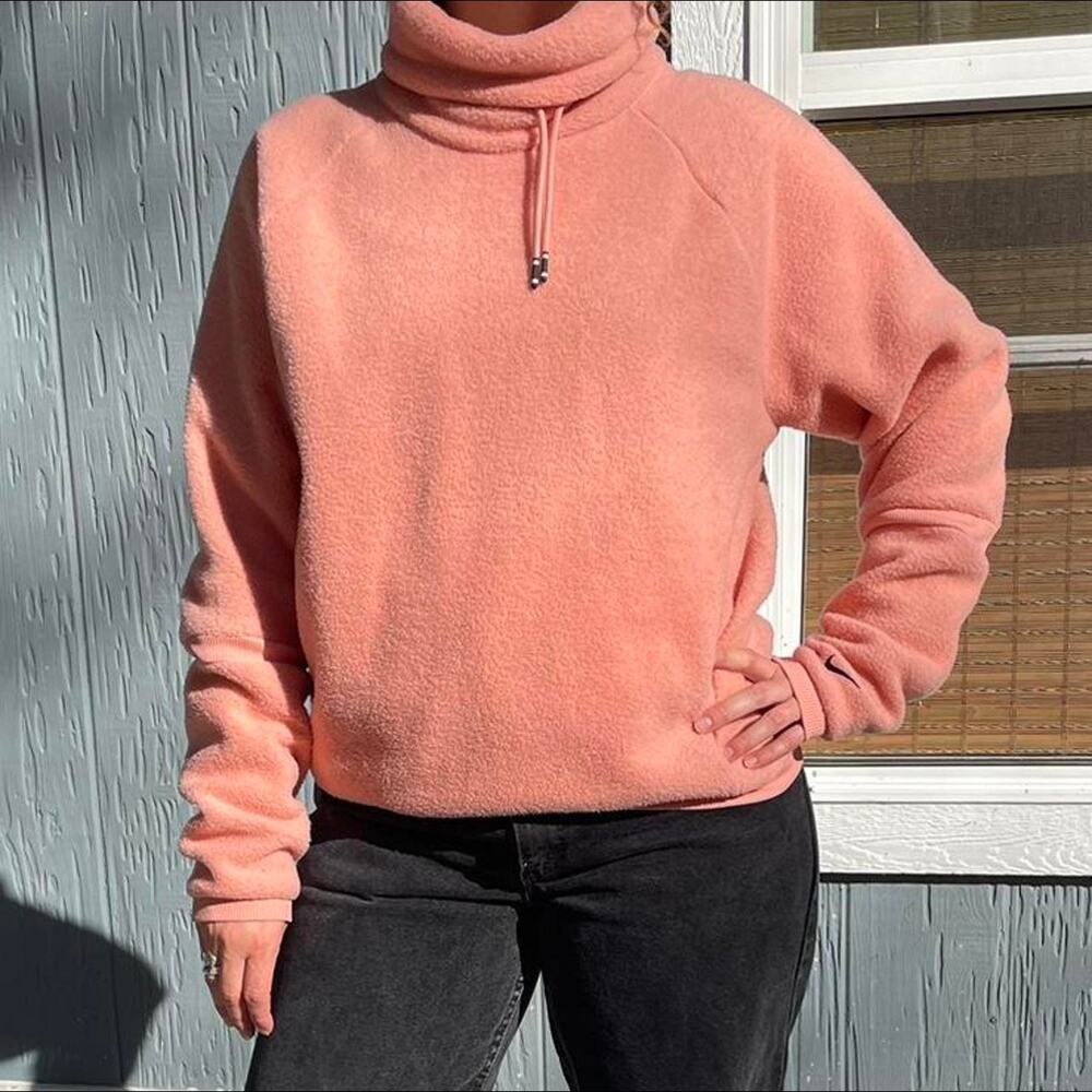 Nike Thermal Cozy Cowl-neck Small Fleece Pullover